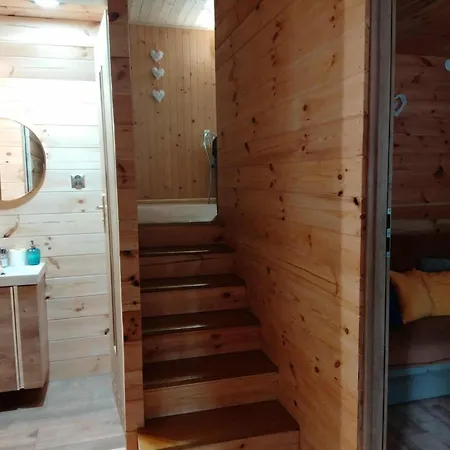 Chata Oleandria- ,, Malinka